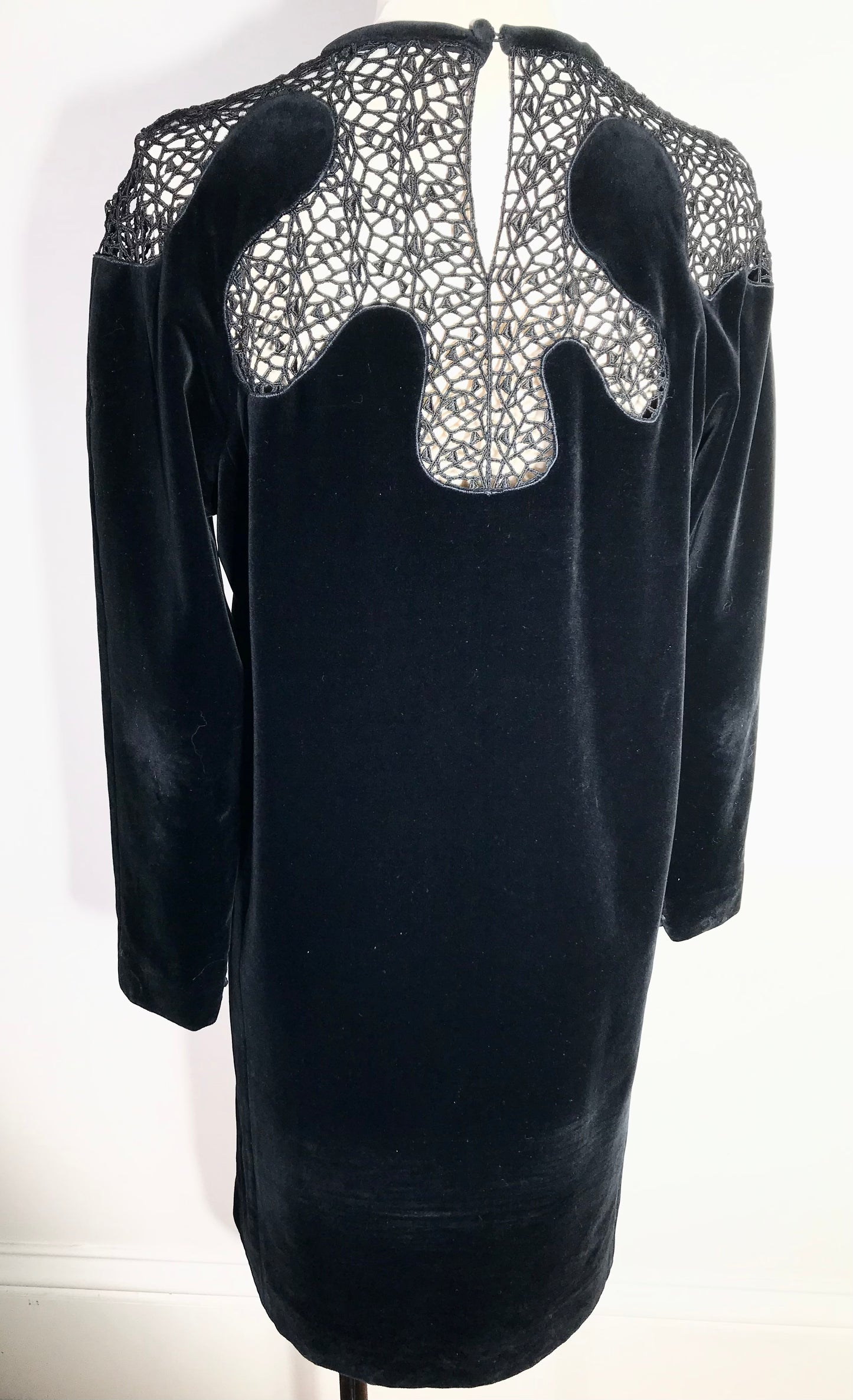 Courrèges evening dress in black velvet and guipure