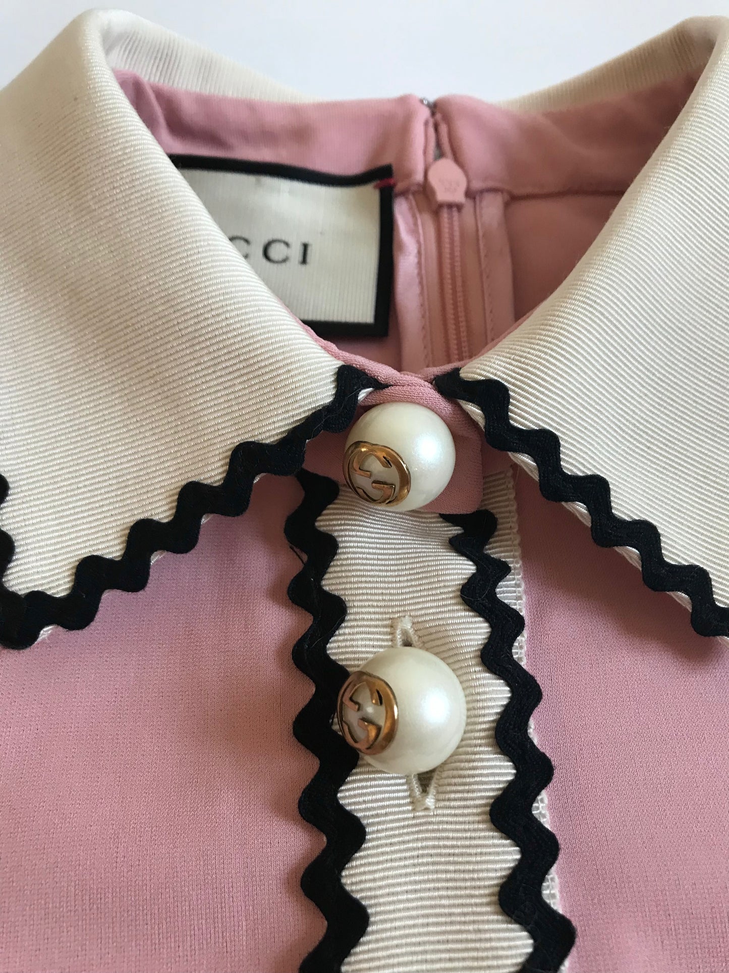 Robe Gucci rose