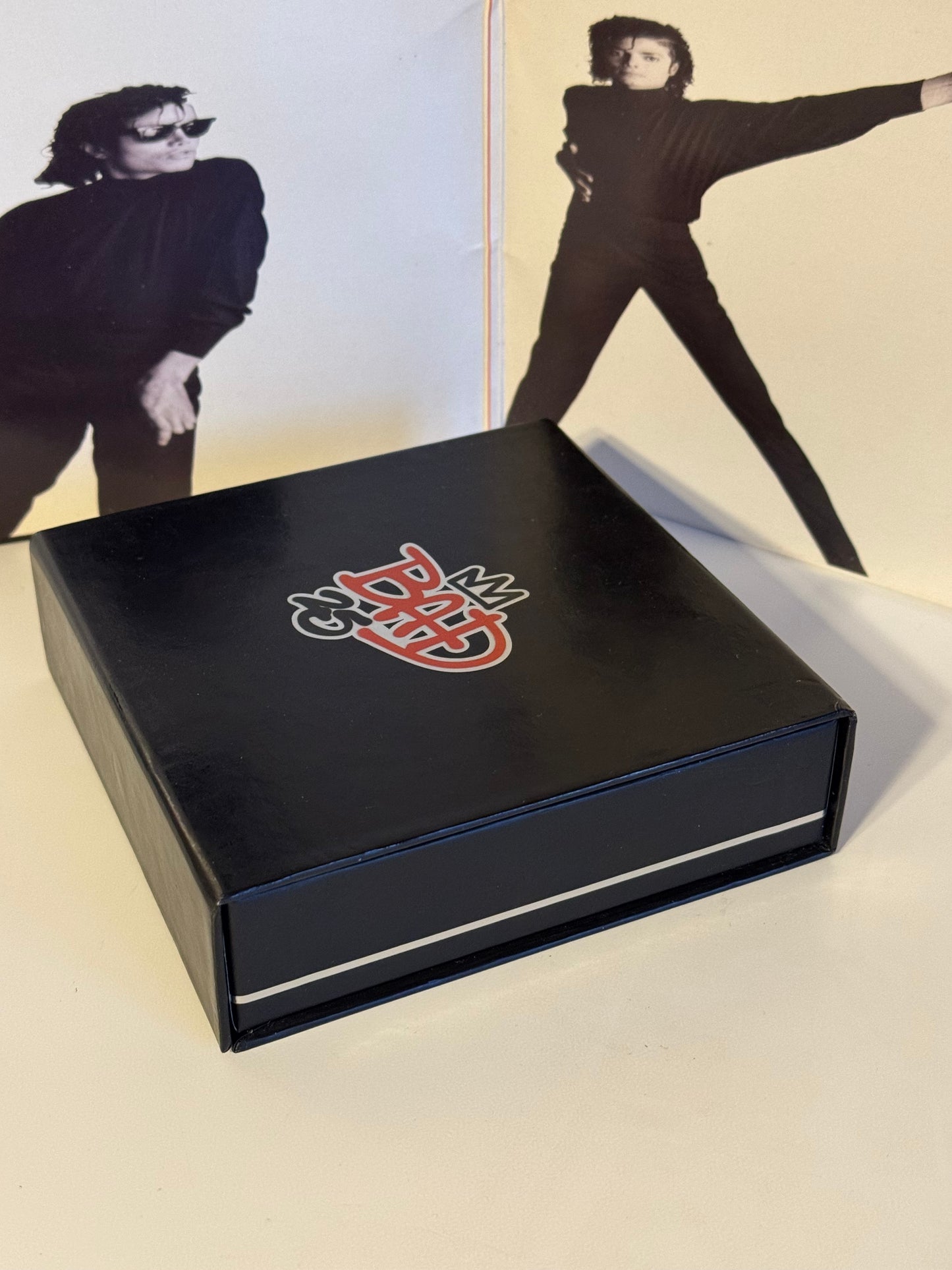 Michael Jackson BAD 25 Coffret Deluxe Box 3 CD + DVD Wembley