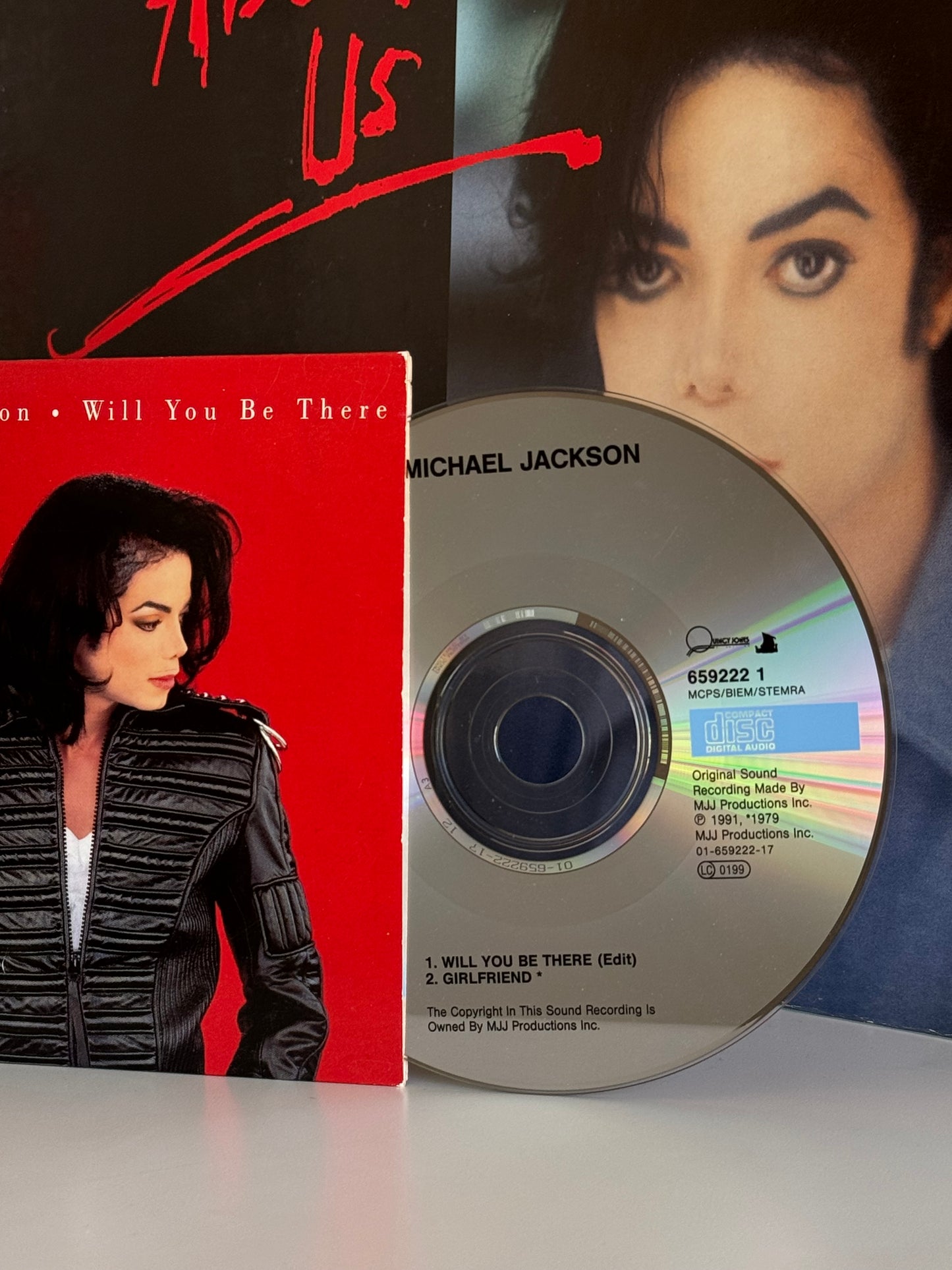 Michael Jackson Pack Dangerous Pin's + CD Single
Will You Be There