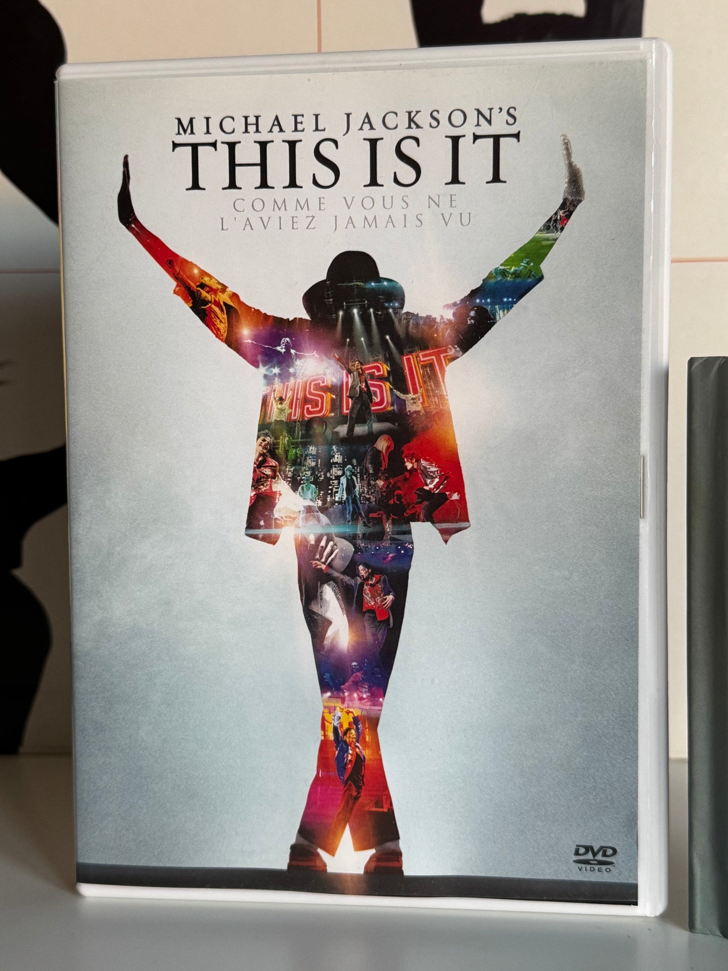 Michael Jackson Pack This is it DVD + 2 CD