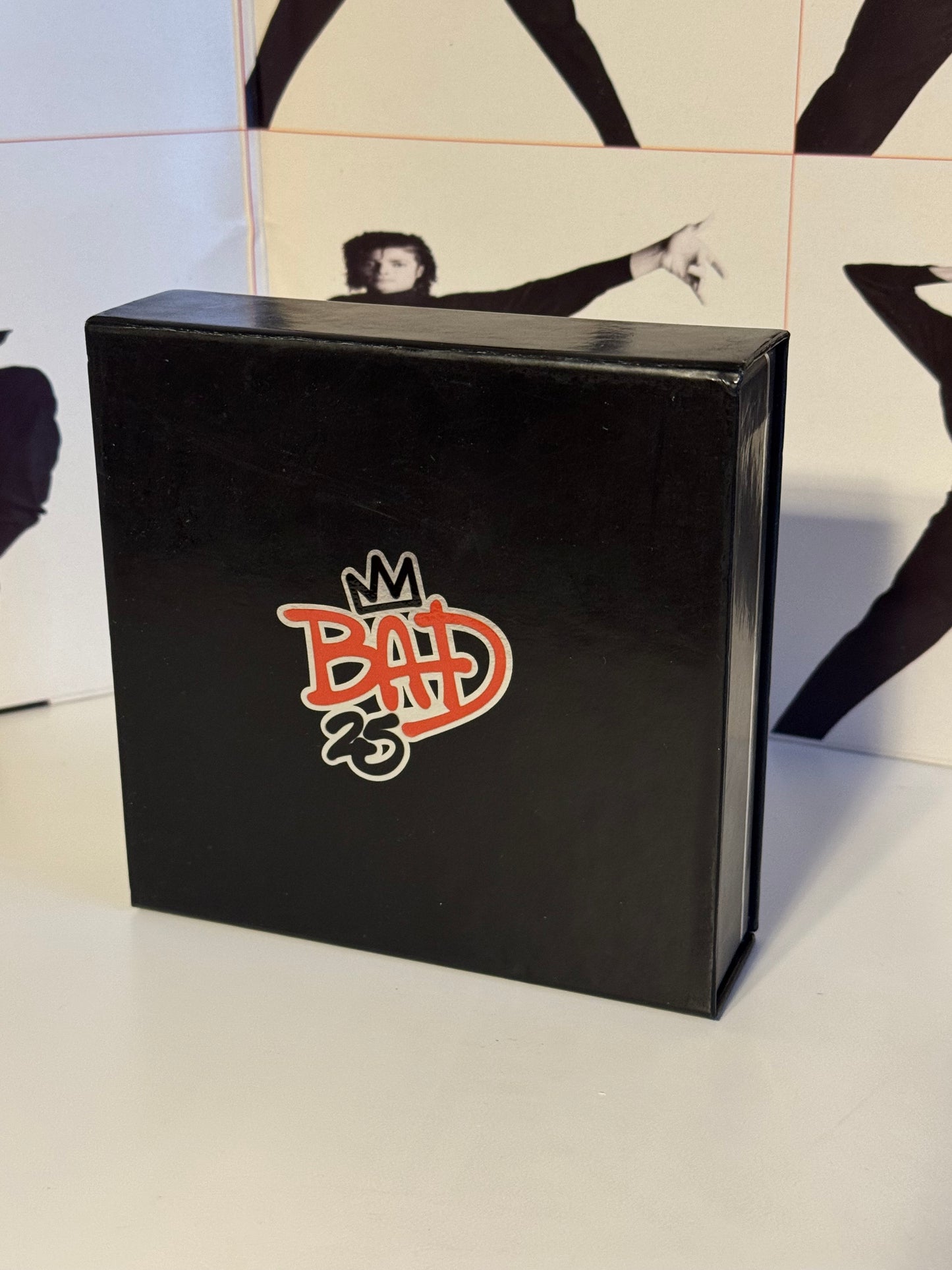 Michael Jackson BAD 25 Coffret Deluxe Box 3 CD + DVD Wembley