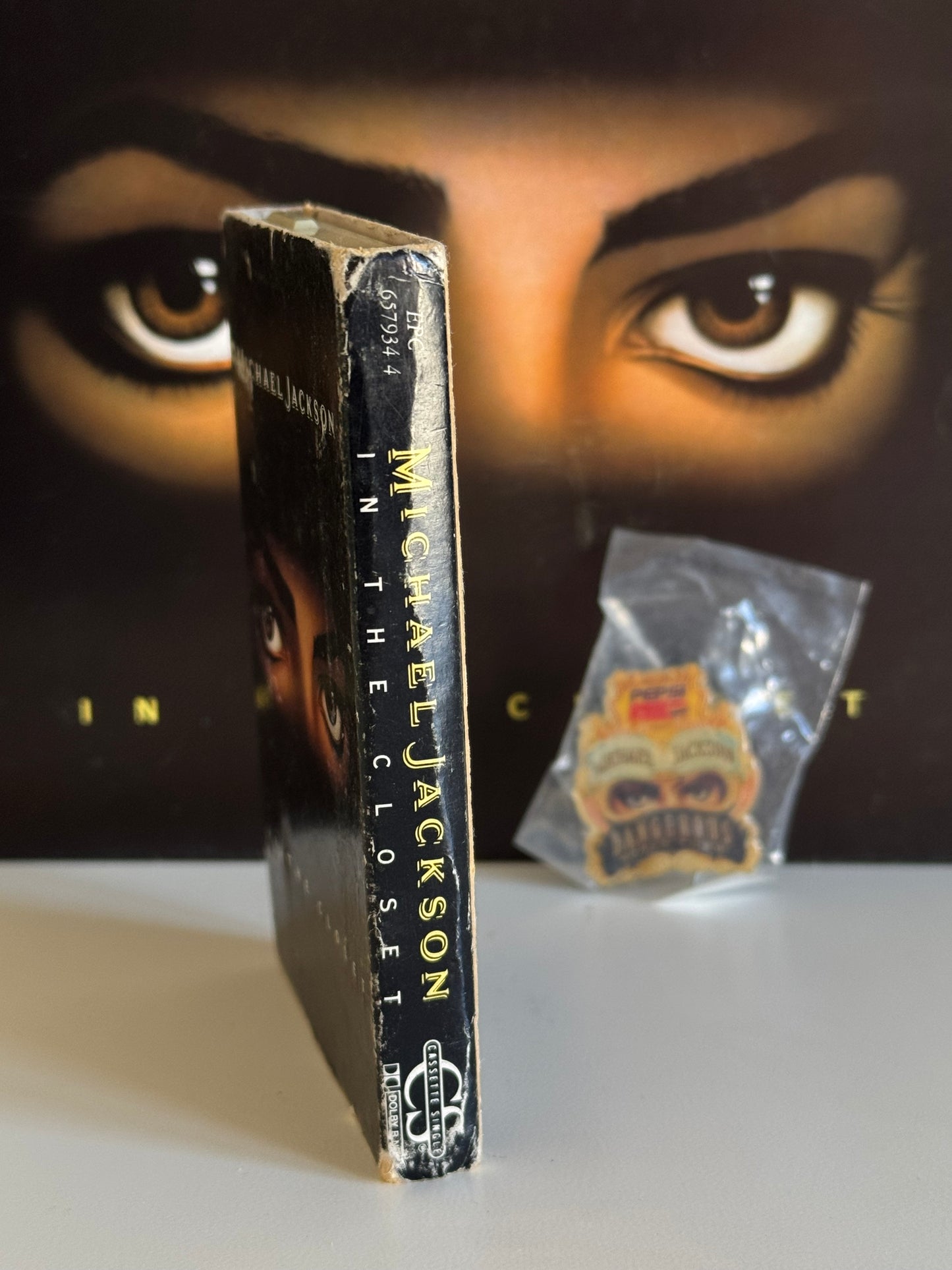 Michael Jackson Pack Dangerous Pin's + K7 In the Closet cassette audio