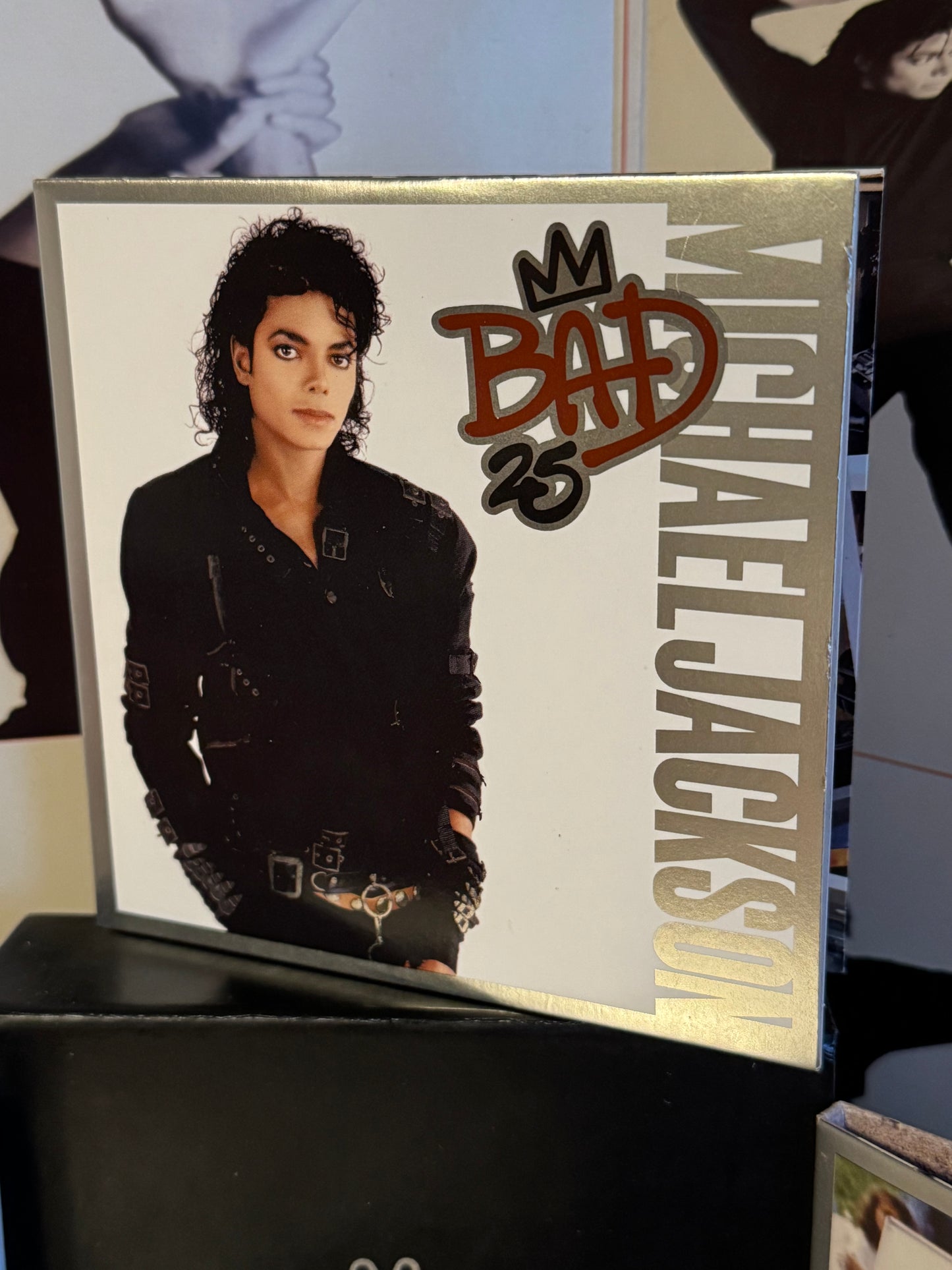 Michael Jackson BAD 25 Coffret Deluxe Box 3 CD + DVD Wembley