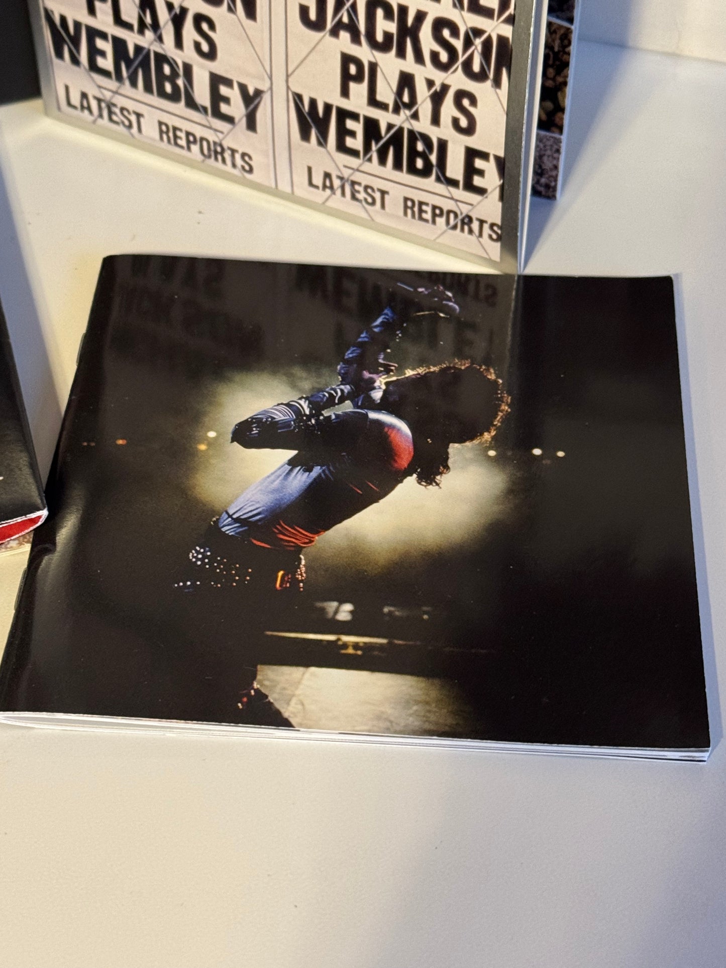 Michael Jackson BAD 25 Coffret Deluxe Box 3 CD + DVD Wembley