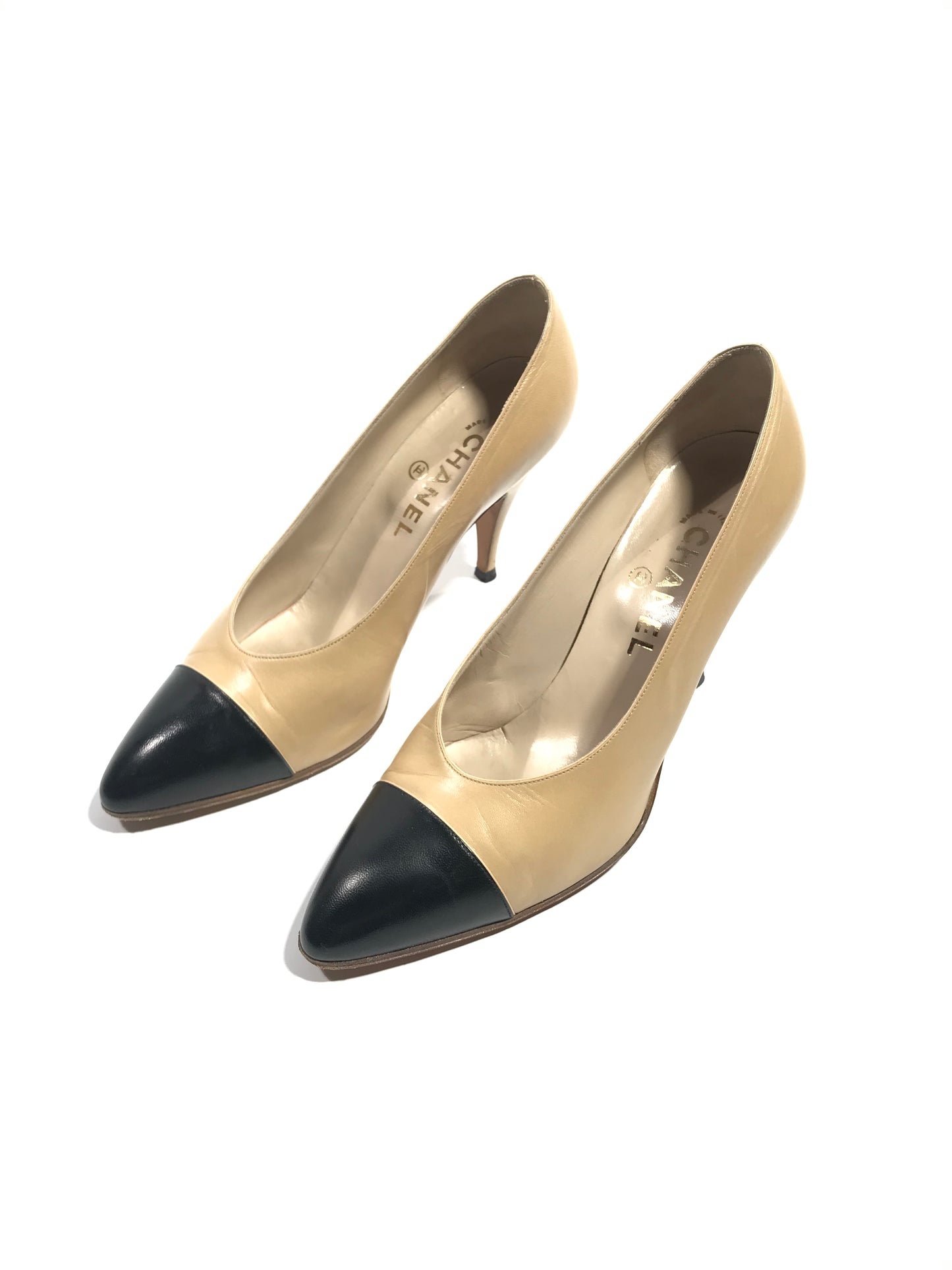Escarpins Chanel bicolores